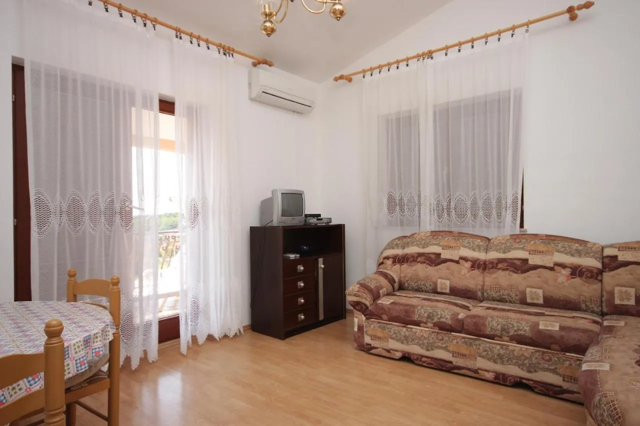 Apartments With A Parking Space Umag - 7073 Croácia